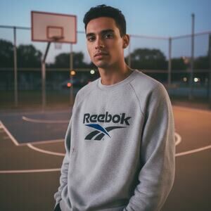 Reebok‎ L Grey CrewneckAthleisure Casual Sport Outdoor Lounge Sweatshirt READ
